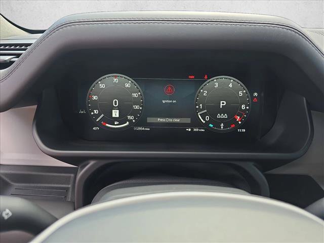 New 2026 Land Rover Defender 110 X-Dynamic SE image 16