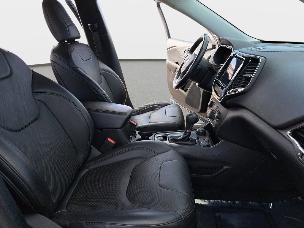 Used 2020 Jeep Cherokee Limited image 11