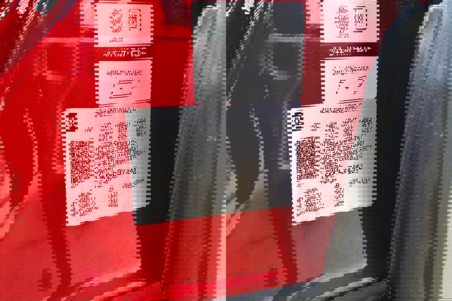 Used 2023 GMC Acadia AT4 w/ Technology Package image 37