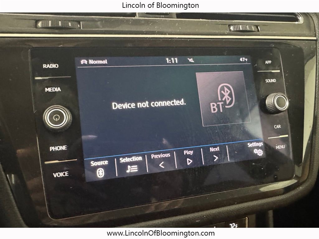 Used 2018 Volkswagen Tiguan SE image 48