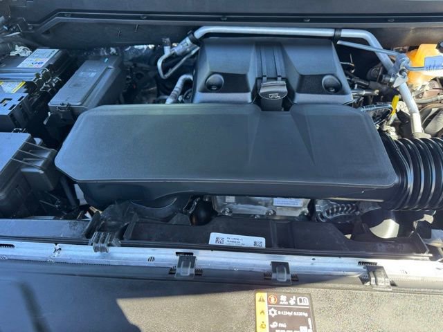 Used 2025 Chevrolet Colorado ZR2 w/ Technology Package image 28