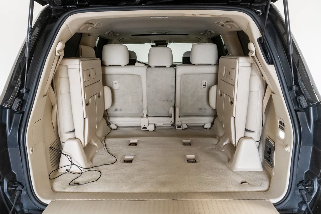 Used 2017 Lexus LX 570 4WD w/ Luxury Package image 34