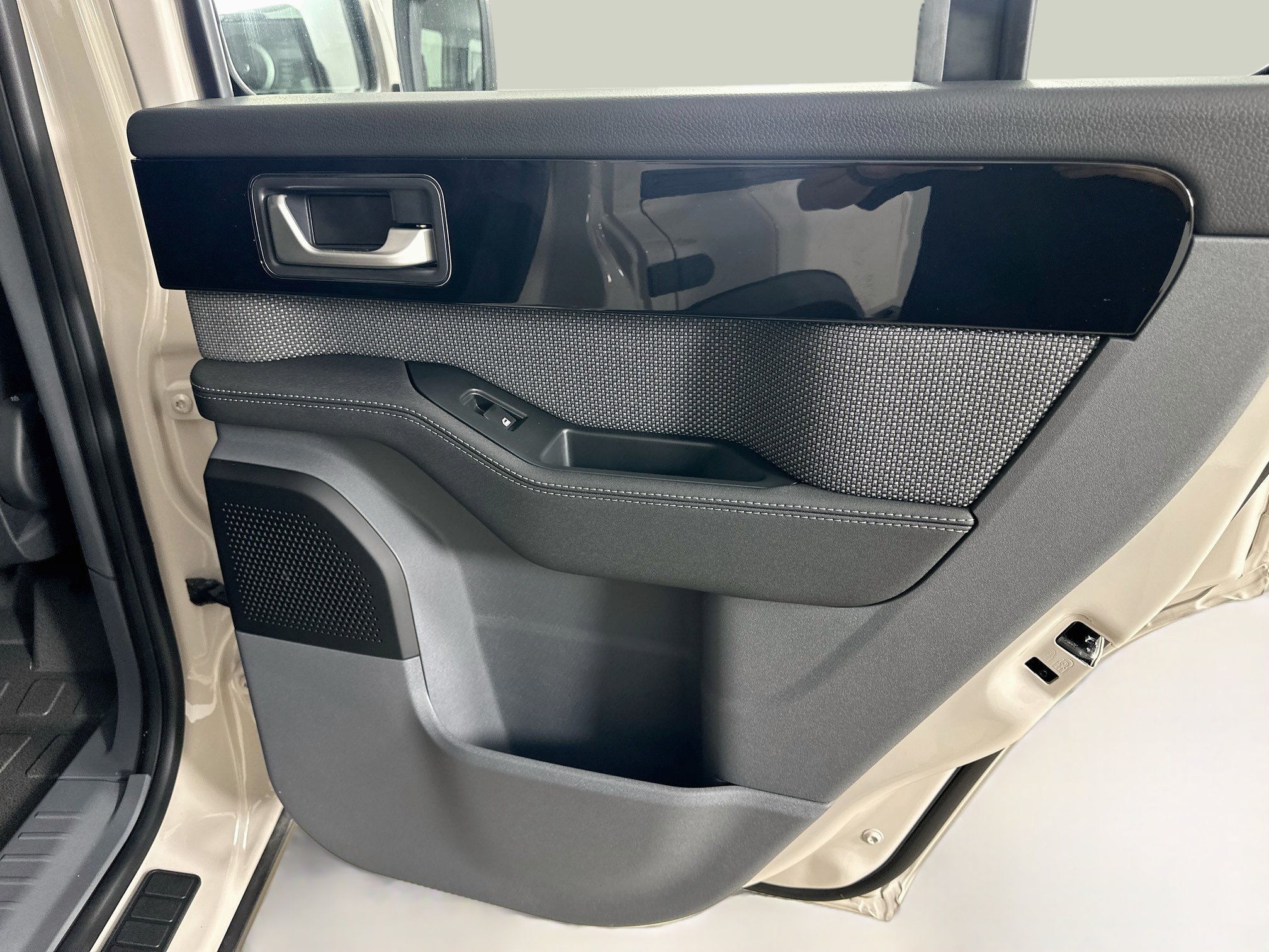New 2026 INEOS Grenadier Station Wagon AWD/4WD image 45