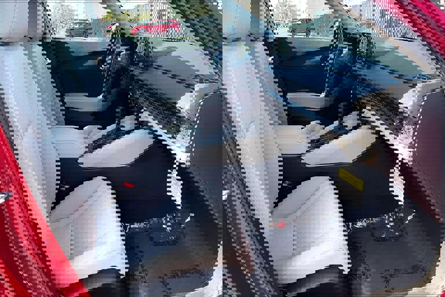 Used 2025 Honda Accord SE image 8