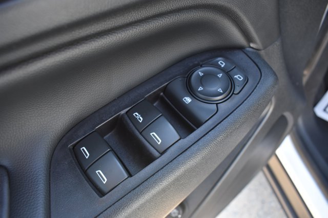 Used 2020 Chevrolet Equinox LT image 13