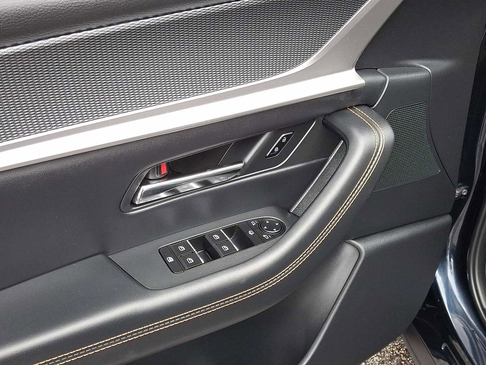 Used 2024 MAZDA CX-90 3.3 Turbo w/ Premium Plus Pkg image 30