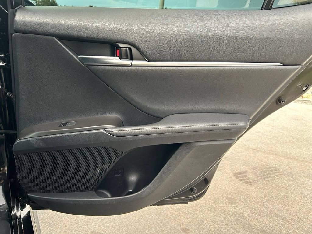 Used 2022 Toyota Camry XSE w/ TRD Appearance Package (TMS) FWD image 21