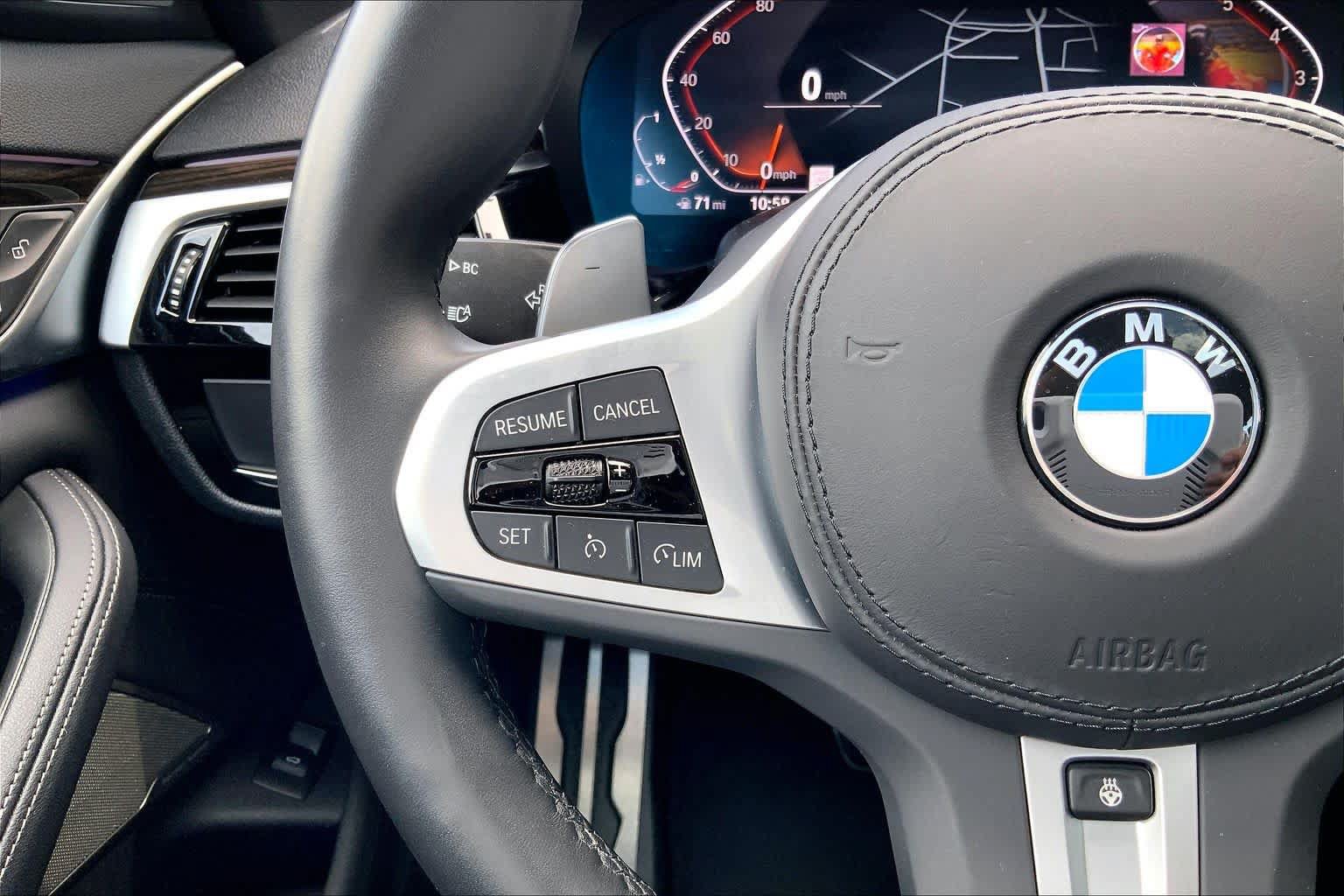 Used 2022 BMW 540i xDrive w/ M Sport Package AWD/4WD image 24