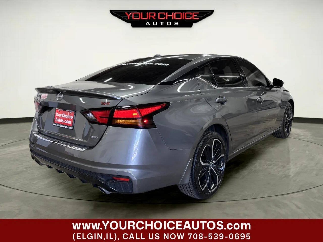 Used 2023 Nissan Altima 2.5 SR AWD/4WD image 6
