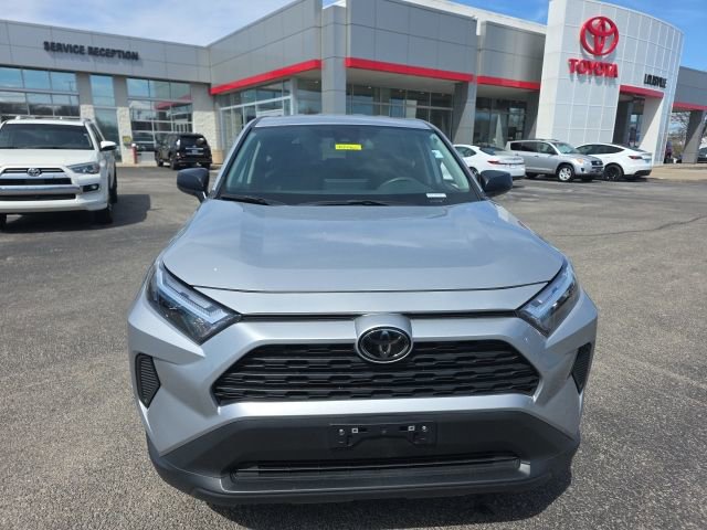 Certified 2024 Toyota RAV4 LE AWD/4WD image 2