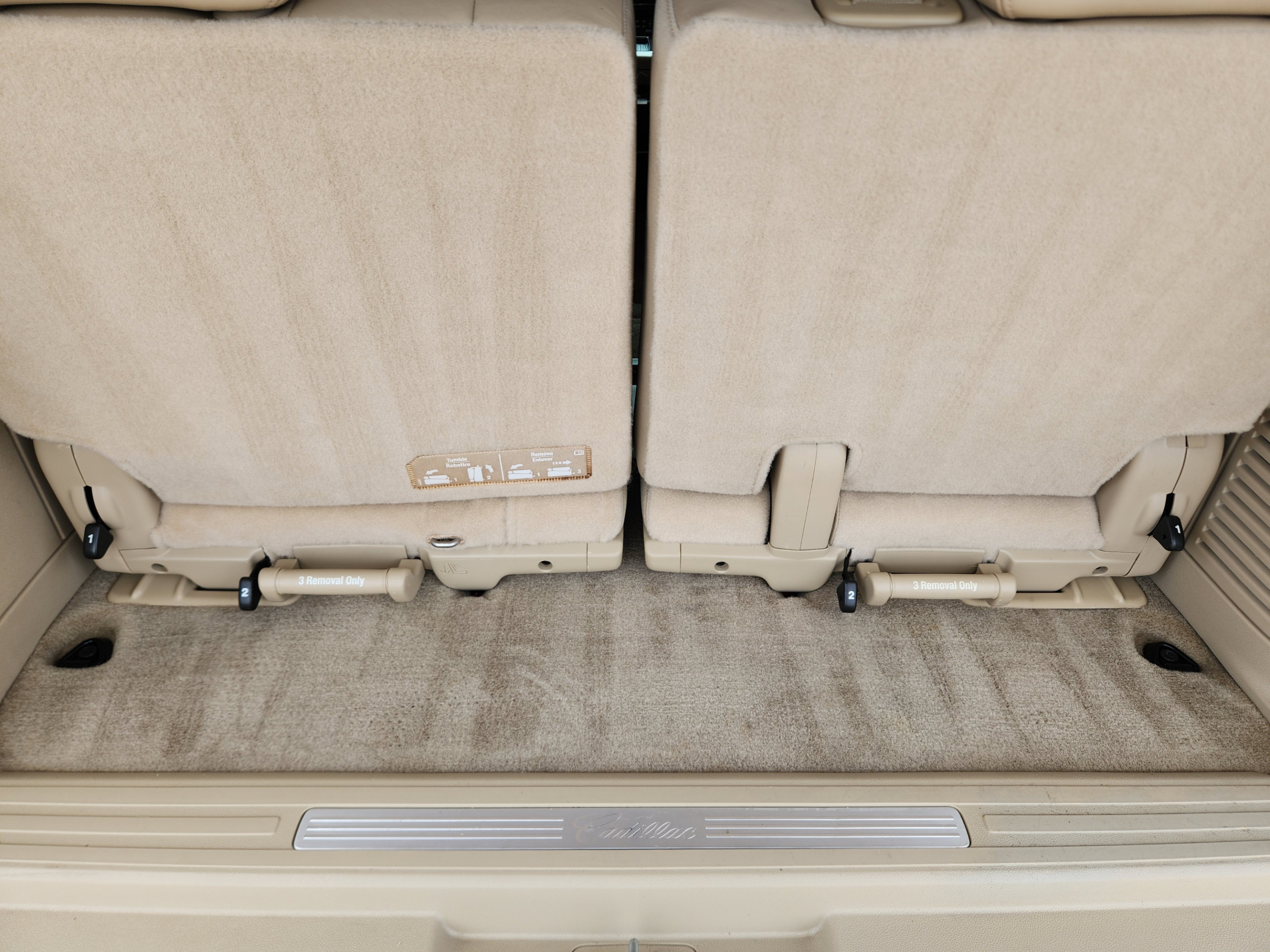 Used 2014 Cadillac Escalade Premium AWD/4WD image 31