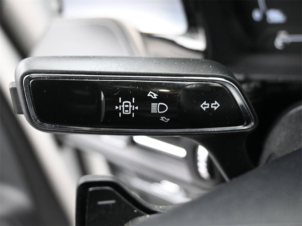 Used 2021 Lincoln Corsair AWD w/ Premium Package image 27