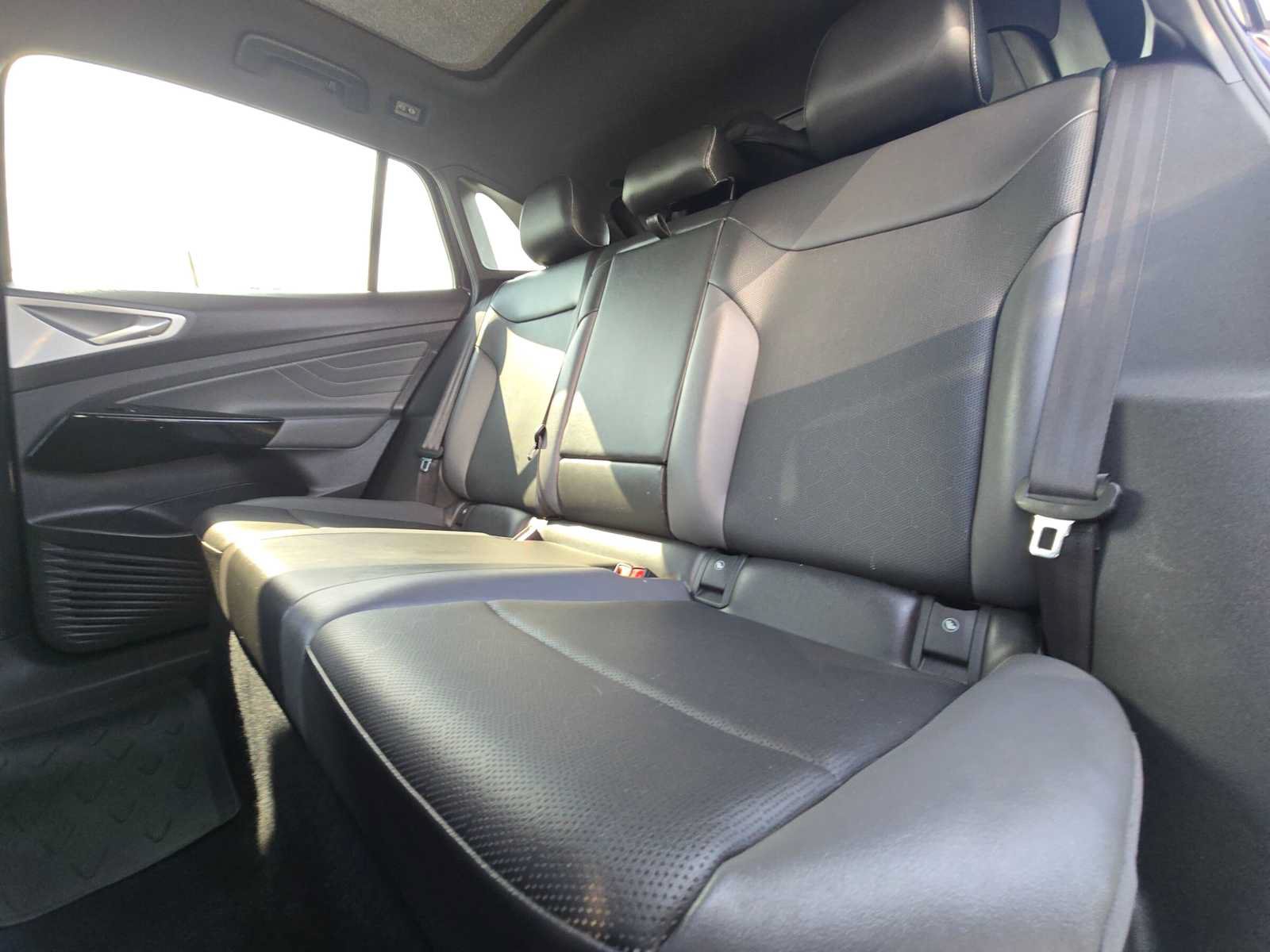 Used 2023 Volkswagen ID.4 S RWD image 17