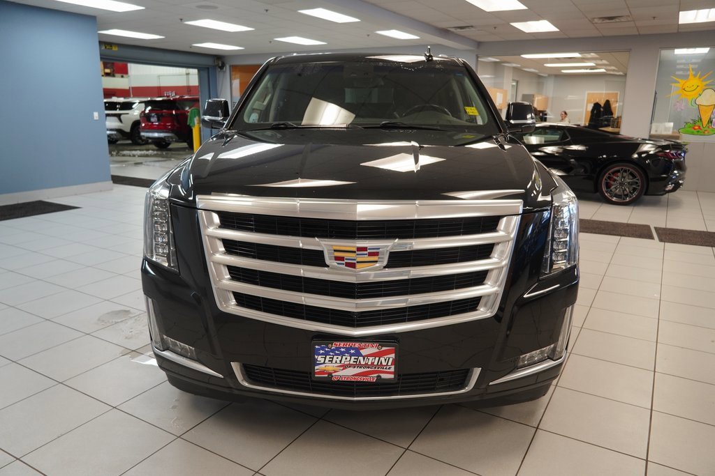 Used 2020 Cadillac Escalade ESV Luxury image 16
