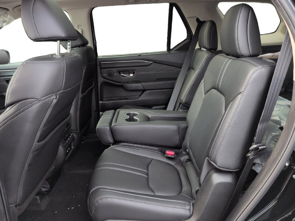 New 2026 Honda Pilot Touring image 26