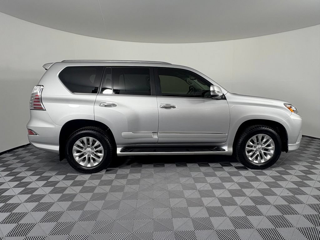 Used 2018 Lexus GX 460 Premium w/ Premium Package AWD/4WD image 7