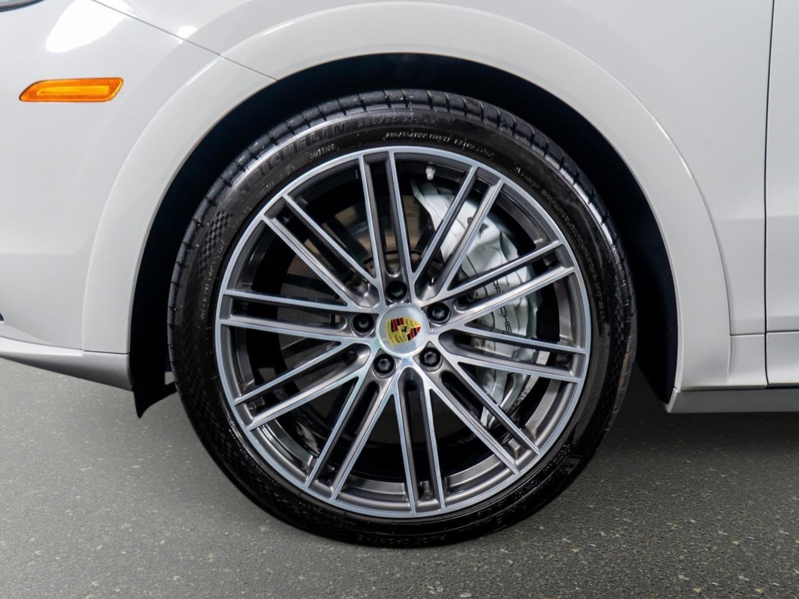 Used 2022 Porsche Cayenne Turbo image 20