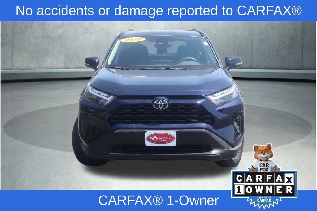 Used 2025 Toyota RAV4 XLE AWD/4WD image 2