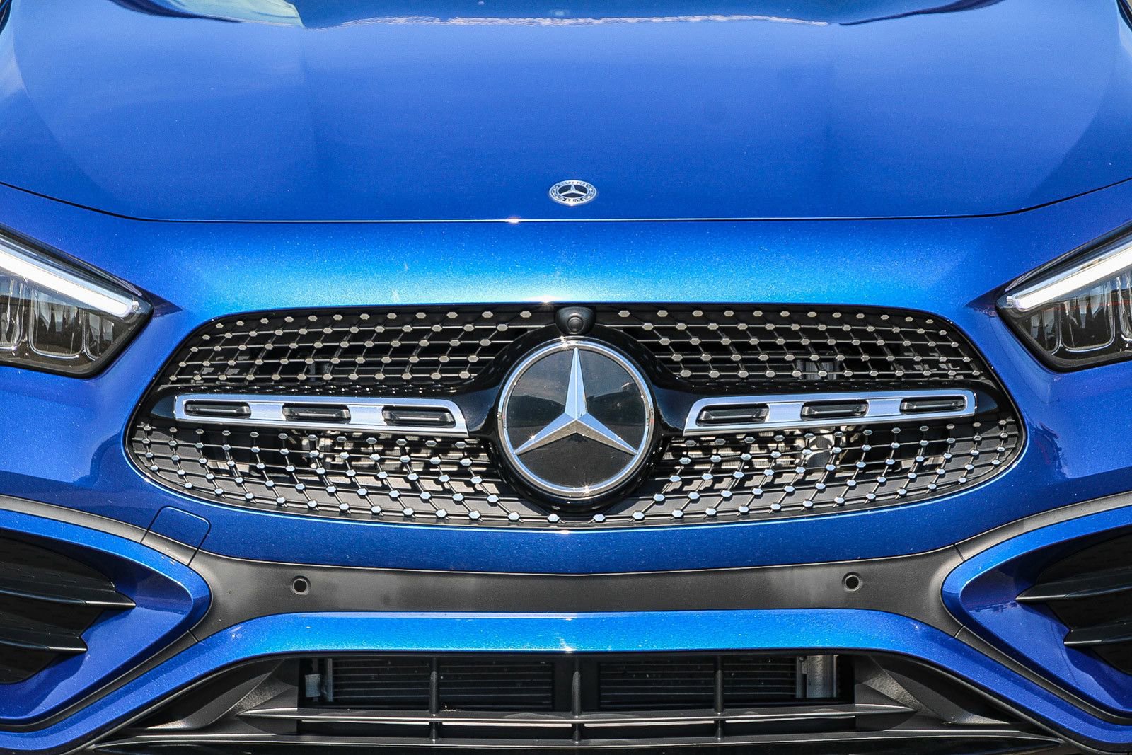 Certified 2025 Mercedes-Benz GLA 250 4MATIC image 7