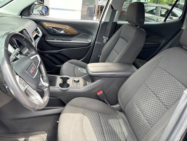 Used 2020 GMC Terrain SLE w/ Driver Convenience Package AWD/4WD image 9