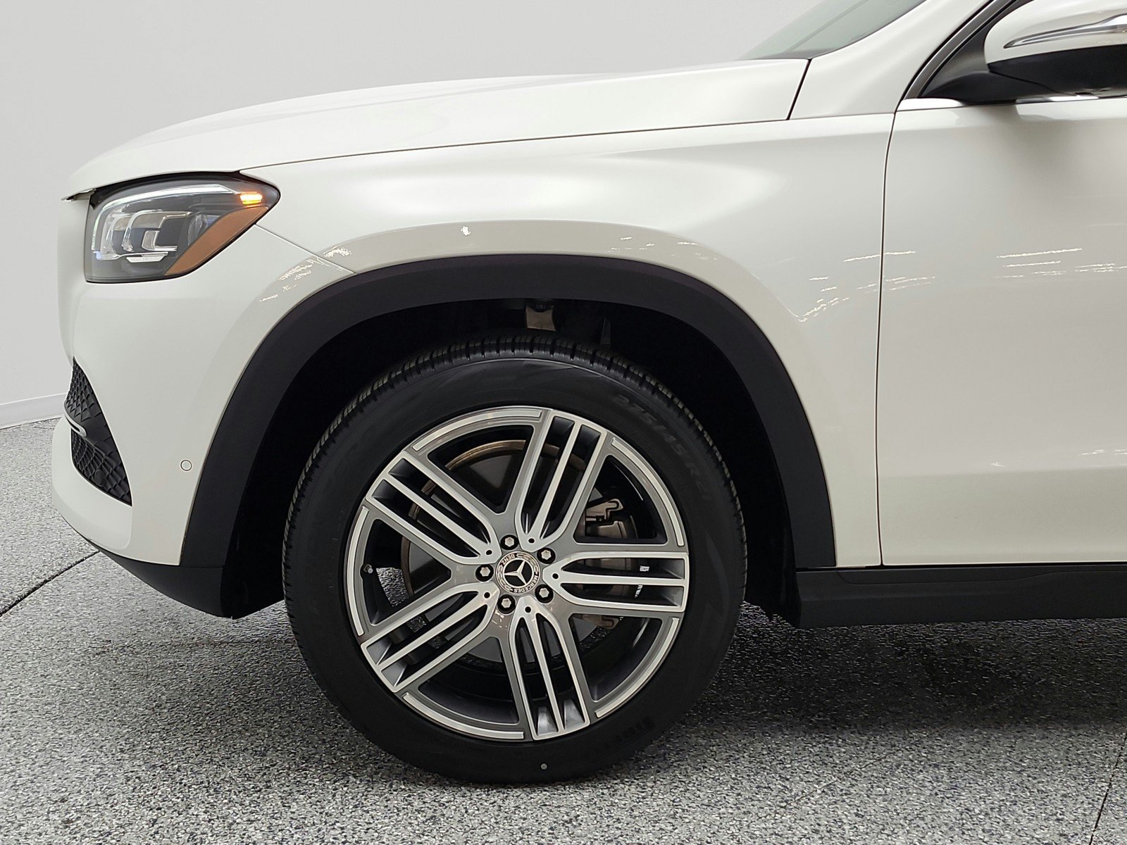 Certified 2023 Mercedes-Benz GLS 450 4MATIC image 22