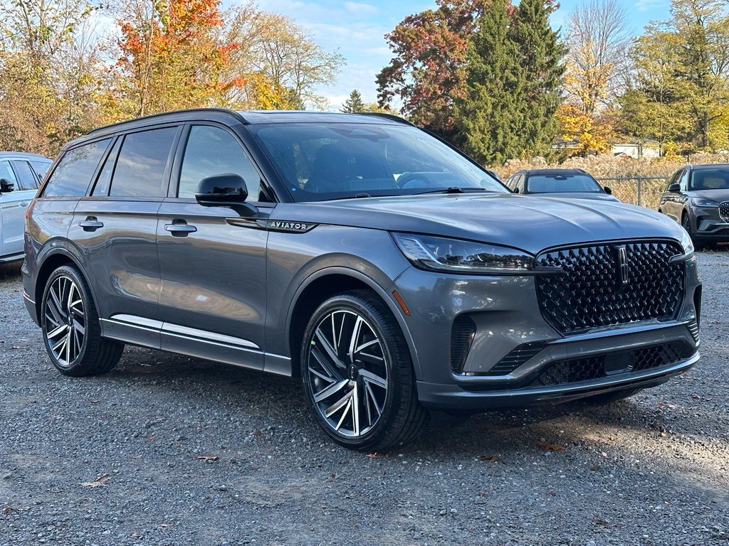 New 2027 Lincoln Aviator Black Label w/ Jet Appearance Package AWD/4WD image 31