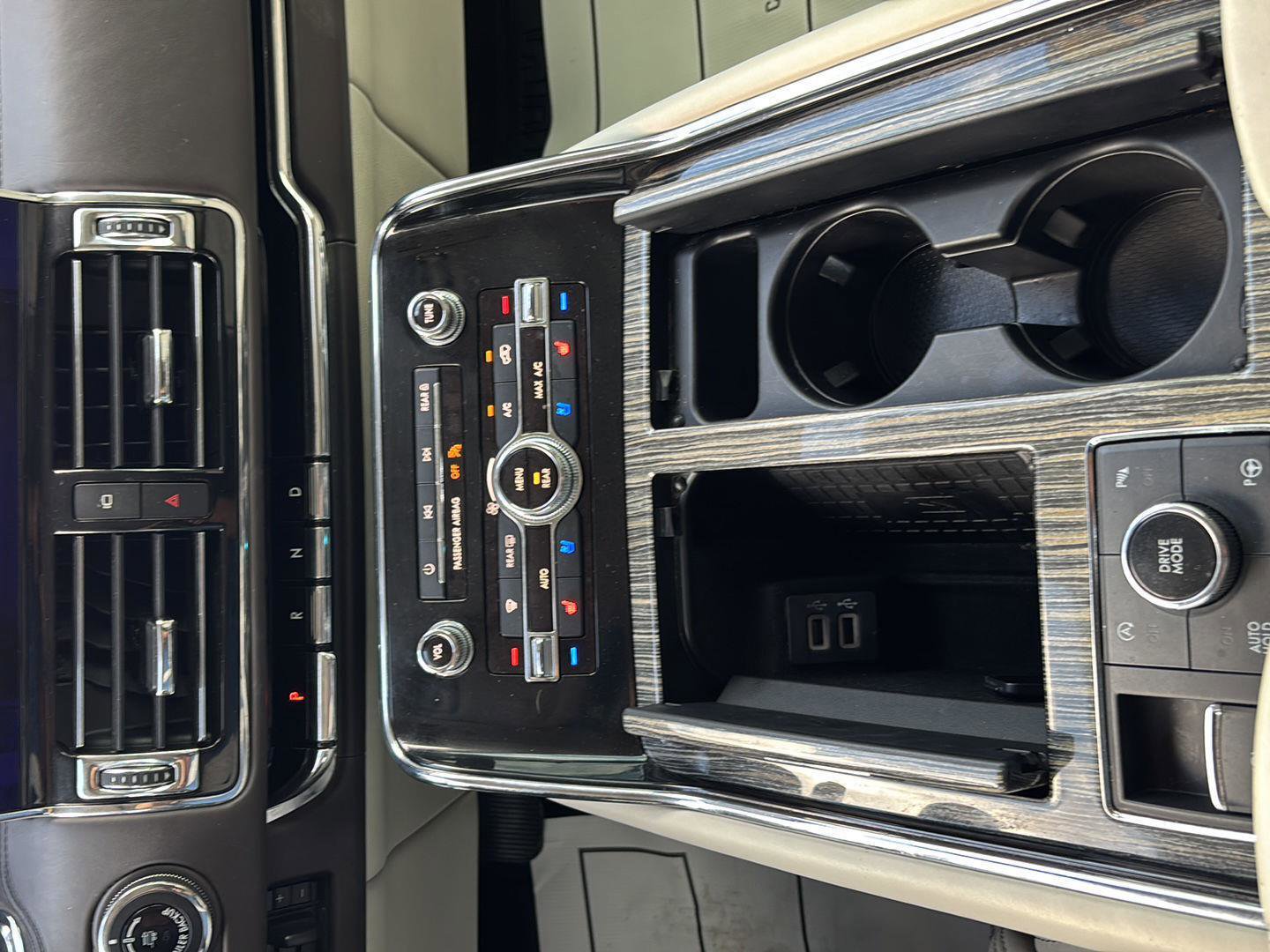 Used 2019 Lincoln Navigator L Black Label w/ Cargo Package image 41