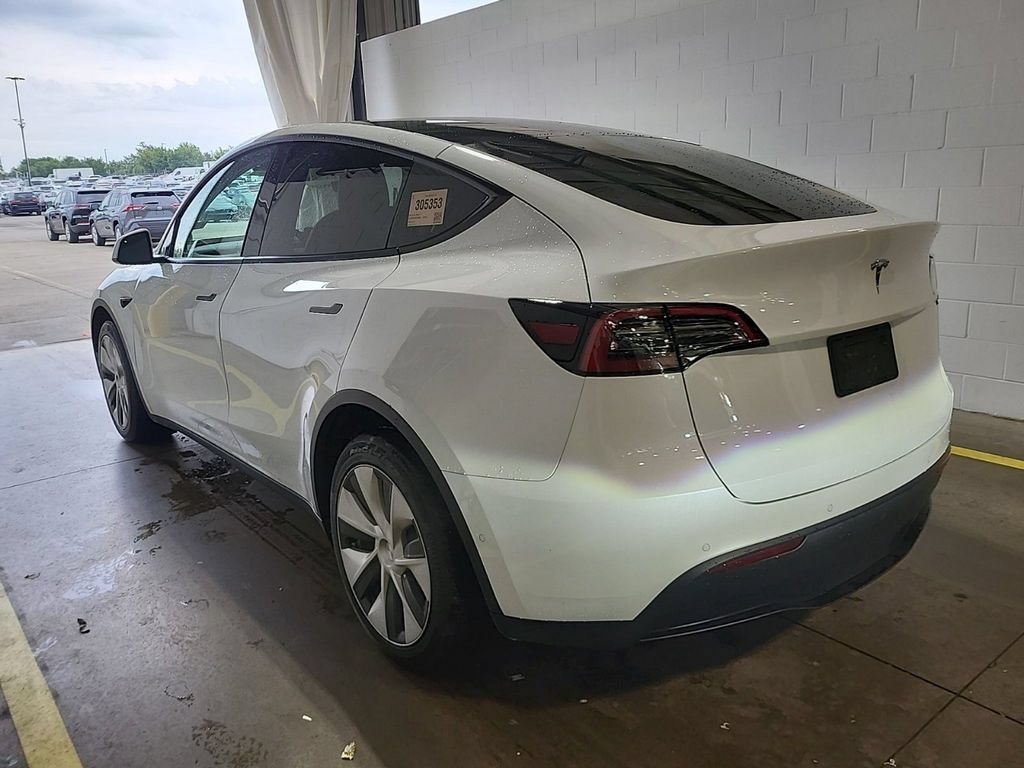 Used 2022 Tesla Model Y Long Range AWD/4WD image 4