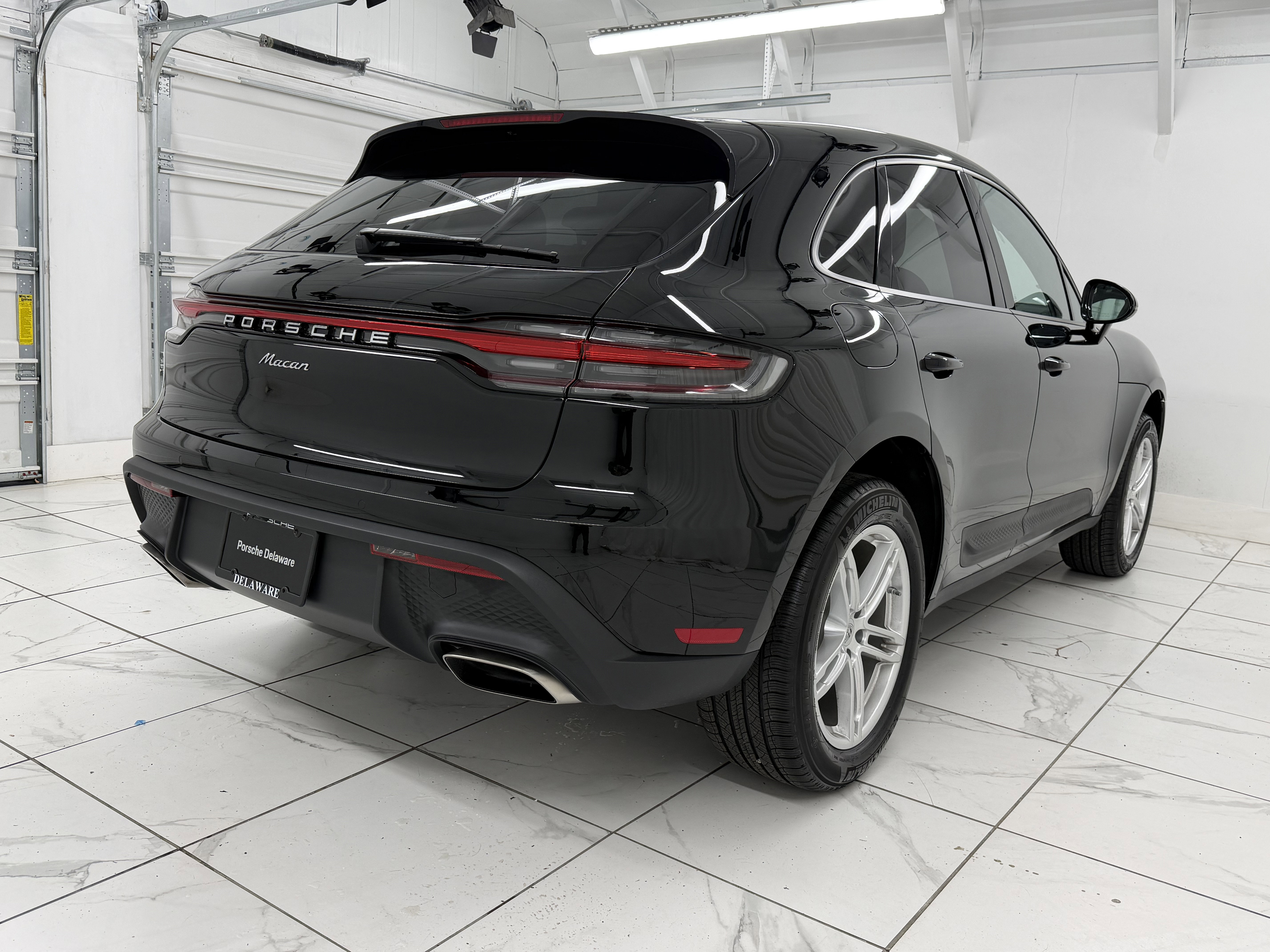 New 2026 Porsche Macan image 12