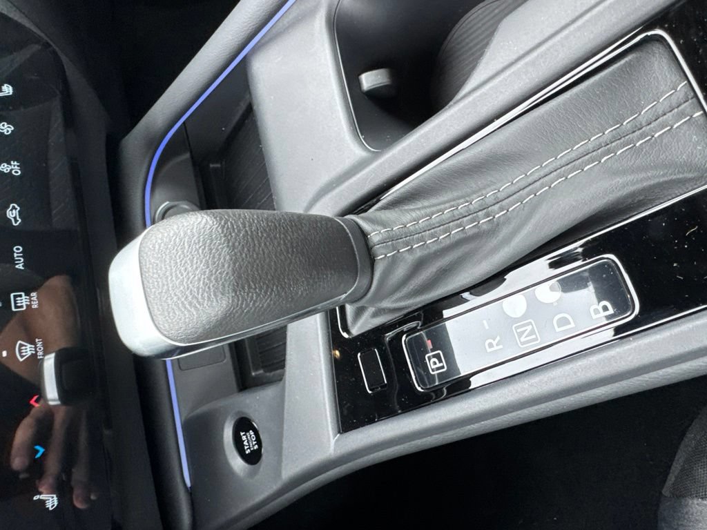 New 2026 Nissan Sentra SV w/ SV Convenience Package FWD image 12