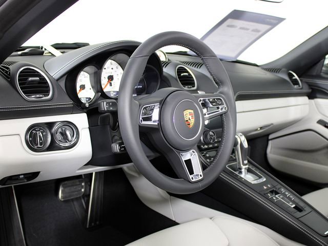 Certified 2025 Porsche 718 Boxster GTS RWD image 4