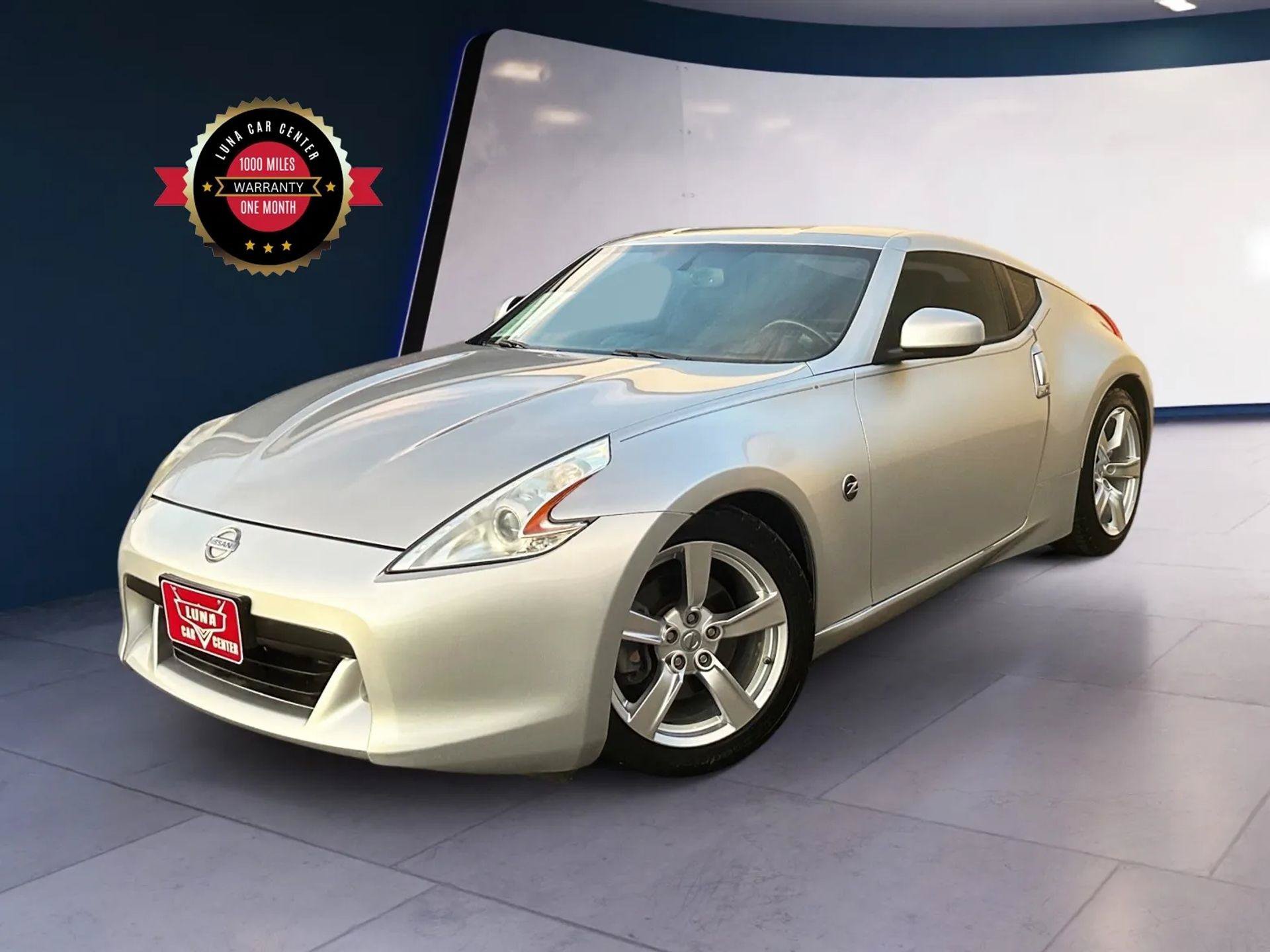 Used 2010 Nissan 370Z Touring RWD image 1