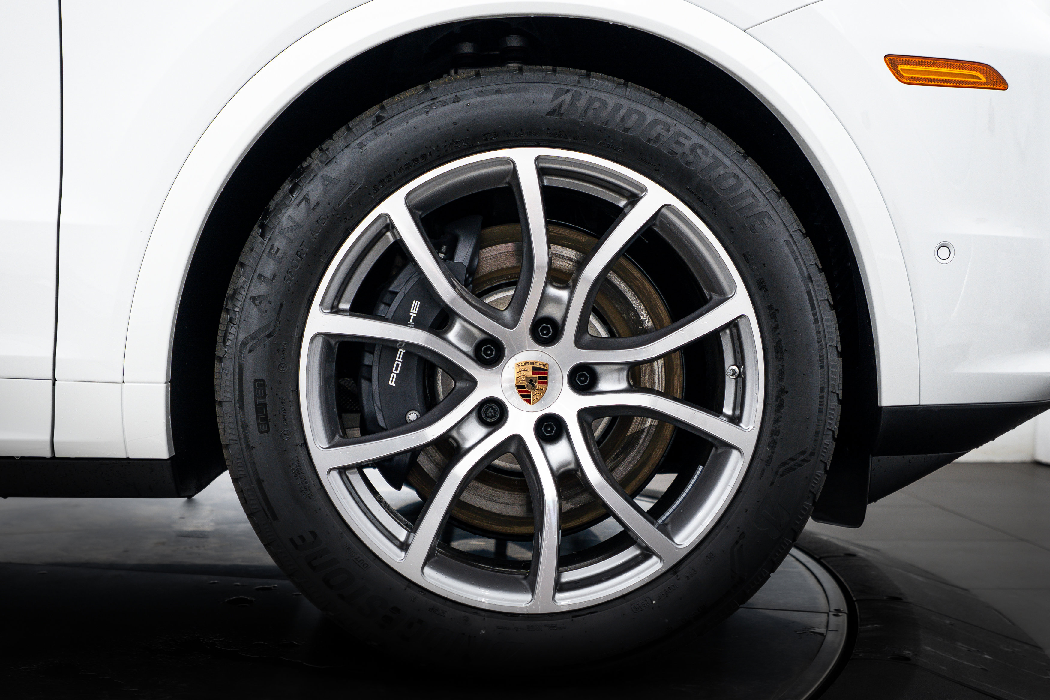 Certified 2026 Porsche Cayenne E-Hybrid image 11