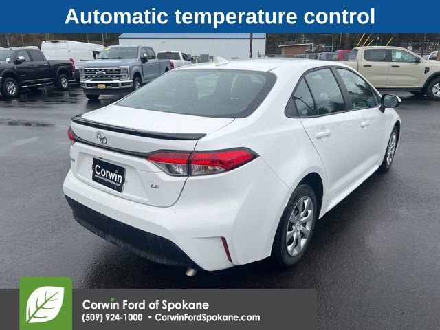 Used 2025 Toyota Corolla LE image 3