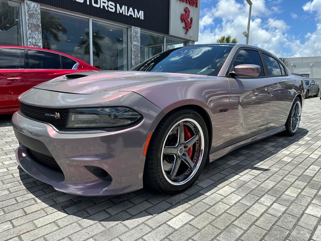 Used 2018 Dodge Charger R/T RWD image 3