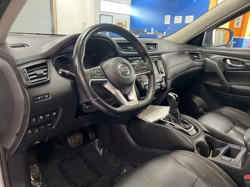 Used 2019 Nissan Rogue SL w/ Premium Package AWD/4WD image 20