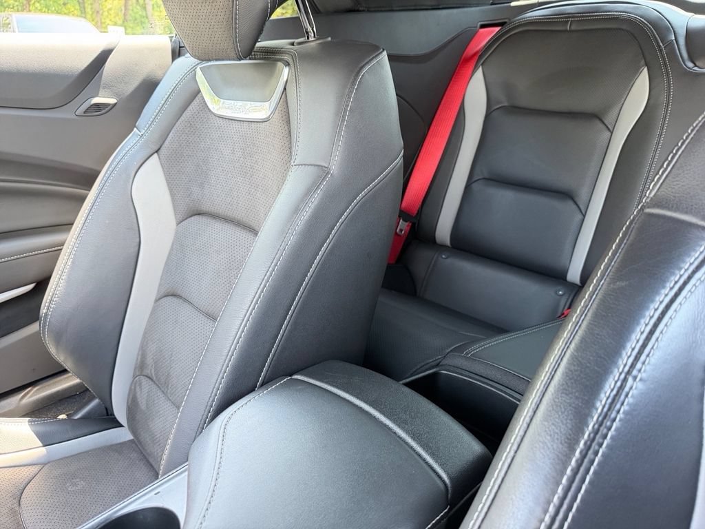 Used 2022 Chevrolet Camaro LT w/ LPO, Ground Effects Package RWD image 26