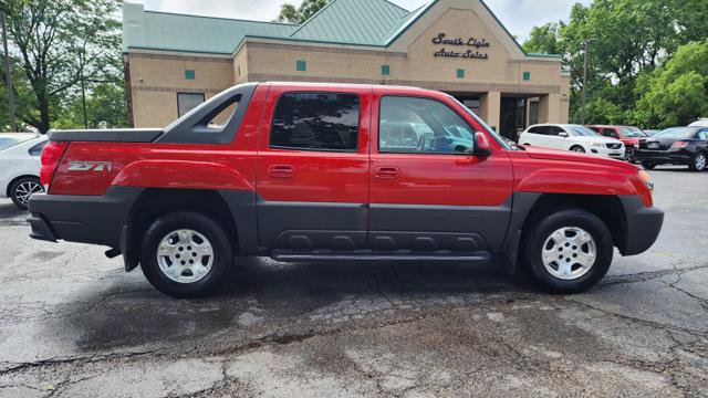 Used 2003 Chevrolet Avalanche 4x4 w/ Suspension Package, Off-Road image 3