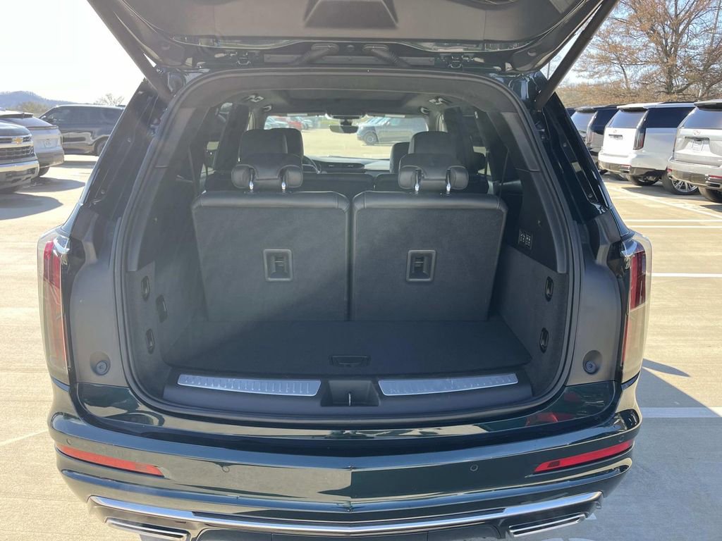 Certified 2025 Cadillac XT6 Sport w/ Platinum Package image 12
