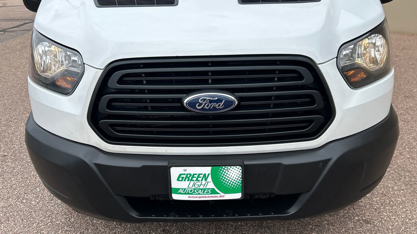 Used 2019 Ford Transit 250 148 Low Roof RWD image 17