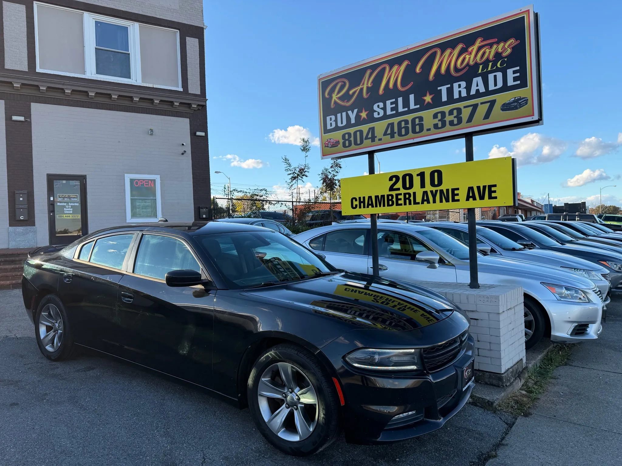 Used 2016 Dodge Charger SXT