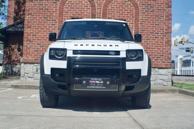 Used 2022 Land Rover Defender 90 S image 2