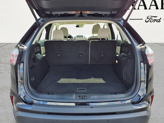 Used 2024 Ford Edge Titanium w/ Equipment Group 301A AWD/4WD image 10