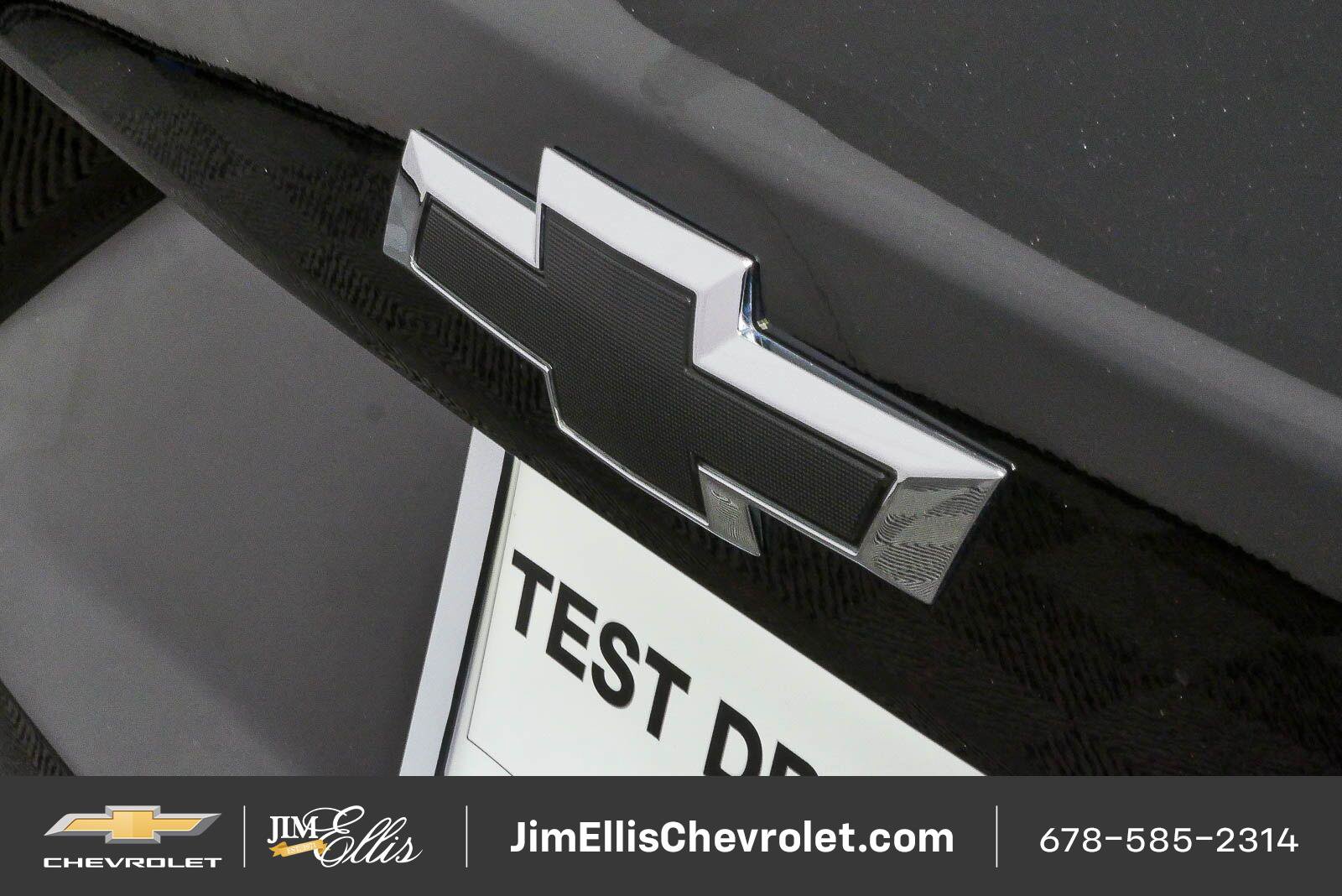Certified 2025 Chevrolet Trax RS w/ Sunroof Package FWD image 33