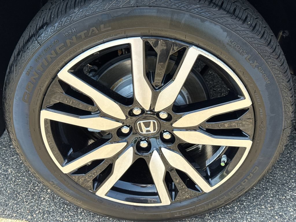 Used 2020 Honda Pilot Touring image 17