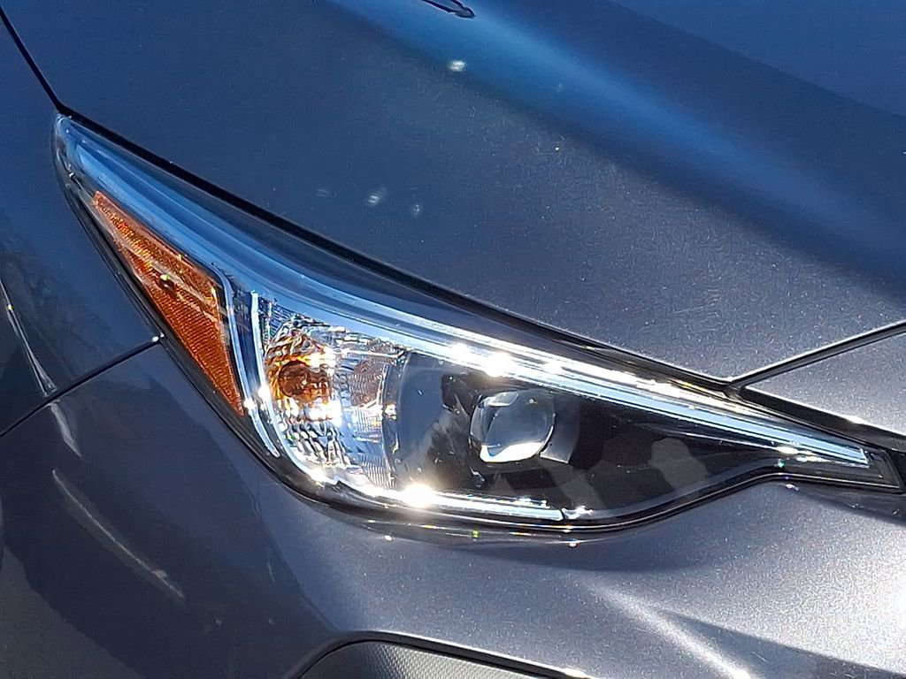 Used 2024 Subaru Crosstrek 2.0i Premium w/ Popular Package #3 image 9