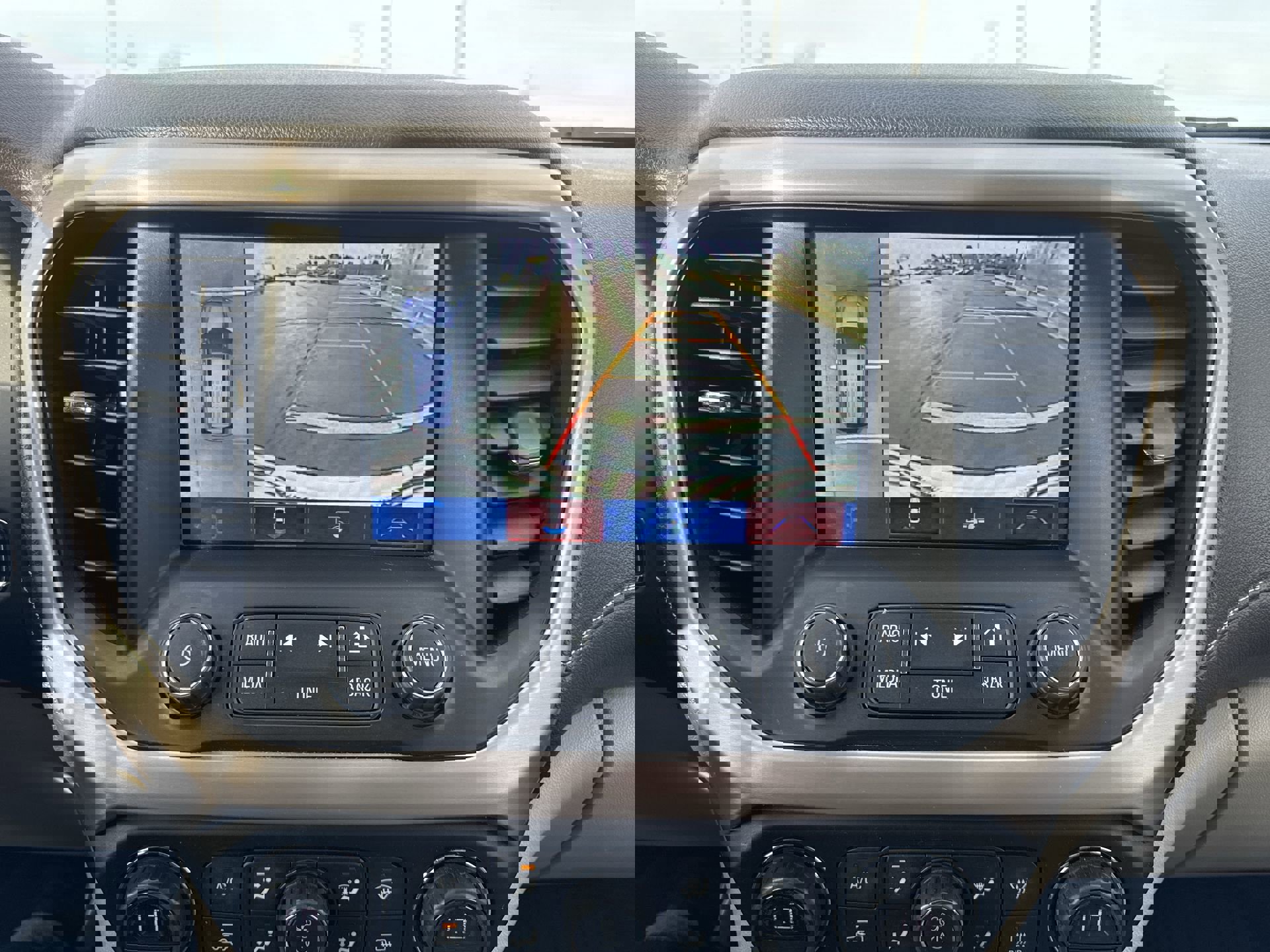 Used 2019 GMC Acadia Denali w/ Technology Package image 17