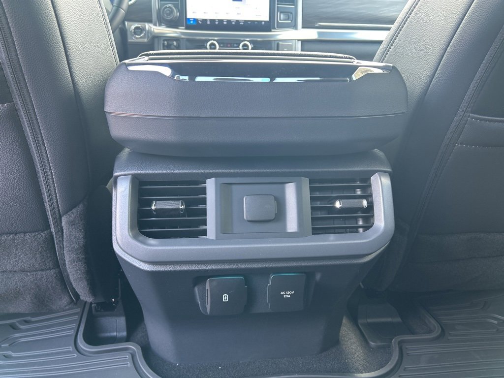 New 2025 Ford F150 Lariat w/ Equipment Group 501A Mid image 14