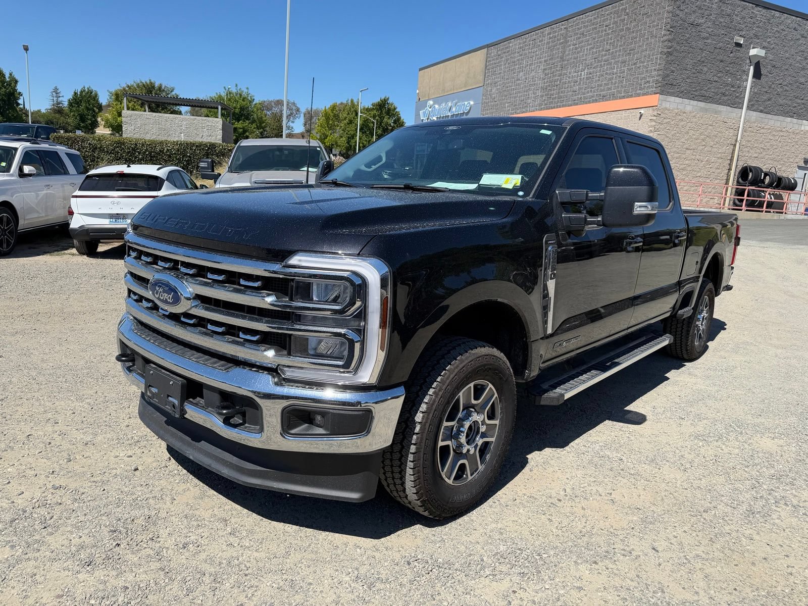 Certified 2025 Ford F250 Lariat AWD/4WD video 1