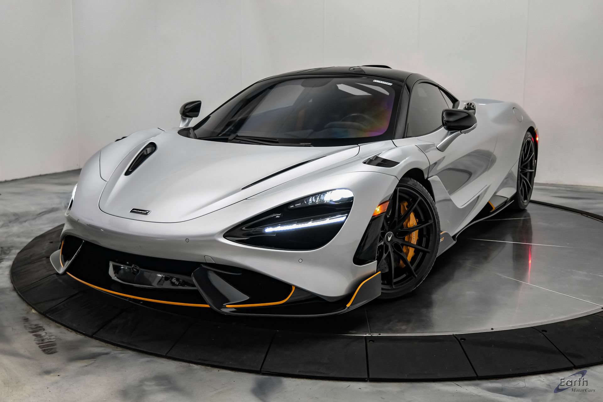 Used 2021 McLaren 765LT RWD image 6